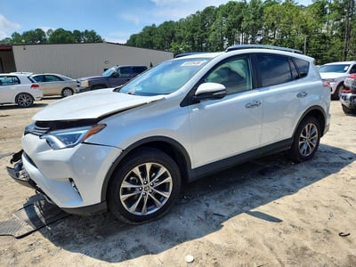 JTMDFREV3JJ****** 2018 Toyota RAV4