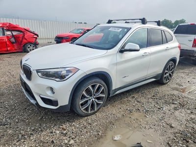WBXHT3C36GP****** 2016 BMW X1