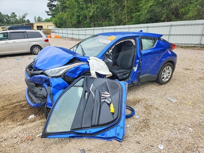 NMTKHMBX4LR****** 2020 Toyota C-HR