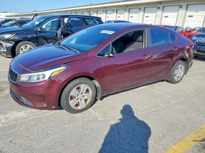 3KPFK4A77JE****** 2018 Kia Forte