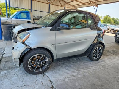 WMEFJ5DA6GK****** 2016 Smart Fortwo