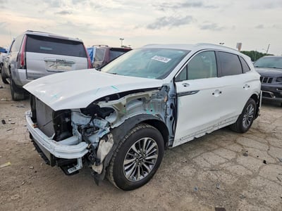 2LMPJ8J96PB****** 2023 Lincoln Nautilus