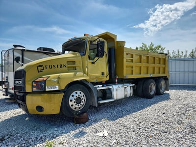 1M1AN3GY6LM****** 2020 Mack Anthem
