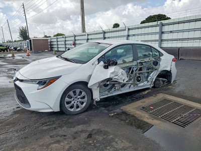 5YFEPMAE0NP****** 2022 Toyota Corolla