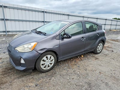 JTDKDTB32C1****** 2012 Toyota Prius C