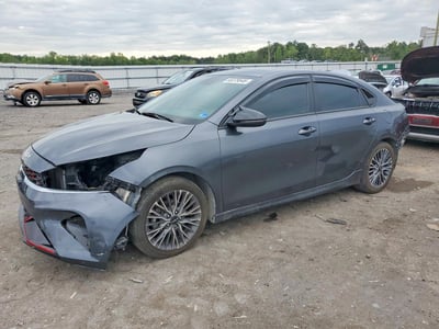 3KPF54AD7PE****** 2023 Kia Forte