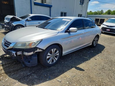 1HGCR2F31FA****** 2015 Honda Accord