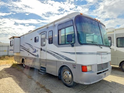 5B4MP67G023****** 2002 Workhorse W22