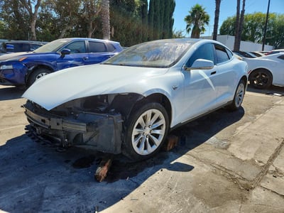 5YJSA1E28GF****** 2016 Tesla Model S