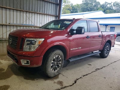 1N6AA1E53JN****** 2018 Nissan Titan