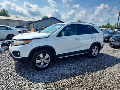 5XYKU4A63CG****** 2012 Kia Sorento