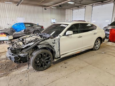 JN1BY1PR7GM****** 2016 Infiniti Q70