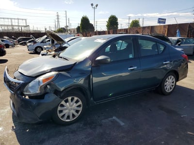 2016 Nissan Versa