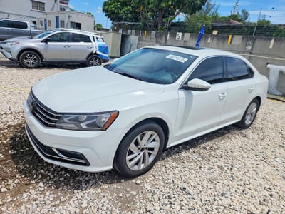 1VWBA7A35JC****** 2018 Volkswagen Passat