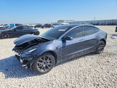 5YJ3E1EA6NF****** 2022 Tesla Model 3