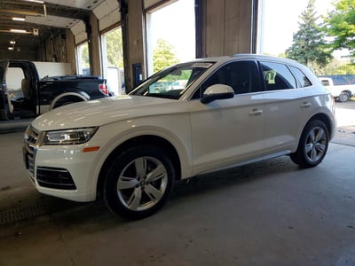 WA1ANAFYXK2****** 2019 Audi Q5