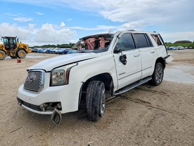 1GKS1CKJXGR****** 2016 GMC Yukon