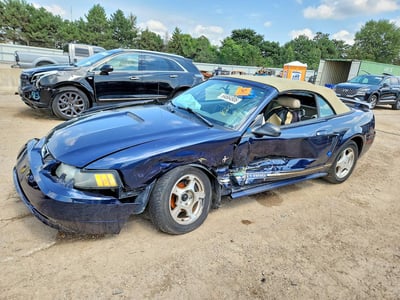 1FAFP44461F****** 2001 Ford Mustang