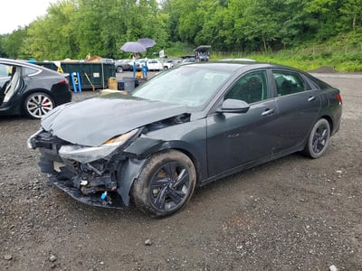 5NPLM4AG1NH****** 2022 Hyundai Elantra
