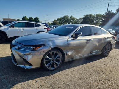 58ABZ1B17KU****** 2019 Lexus ES