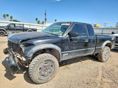 1GCCT19W328****** 2002 Chevrolet S10