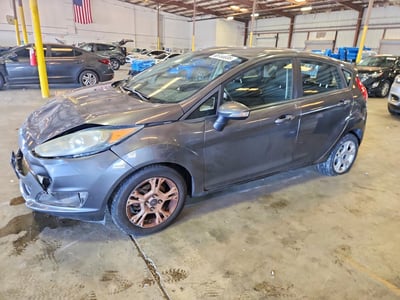 3FADP4EJ8GM****** 2016 Ford Fiesta