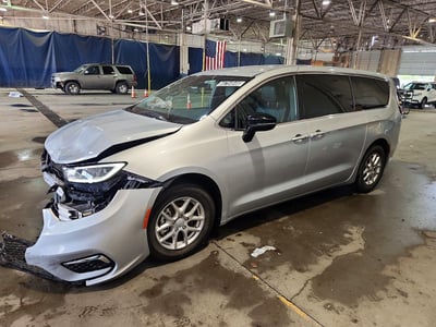 2C4RC1BG7TR****** 2026 Chrysler Pacifica