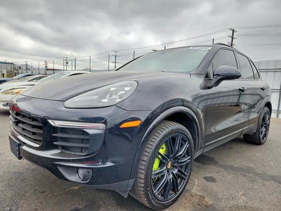 WP1AE2A29GL****** 2016 Porsche Cayenne