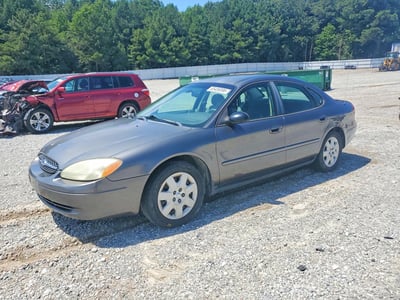 1FAFP52272A****** 2002 Ford Taurus