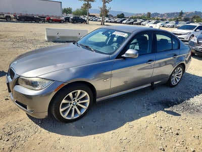 WBAPH5G5XBN****** 2011 BMW 3 Series