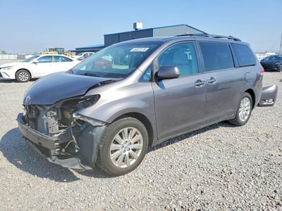 5TDJK3DC5DS****** 2013 Toyota Sienna