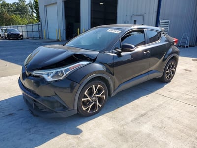NMTKHMBX9JR****** 2018 Toyota C-HR
