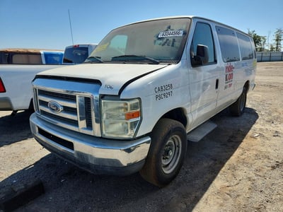1FBSS3BL6BD****** 2011 Ford E-350