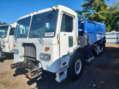 3BPZH78X5CF****** 2012 Peterbilt 320