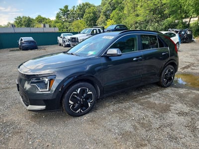 KNDCR3L12P5****** 2023 Kia Niro