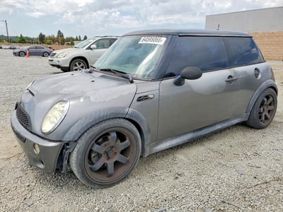 WMWRE335X5T****** 2005 MINI Cooper