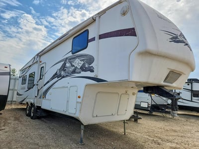 4YDF3662394****** 2009 Keystone Montana 3665re