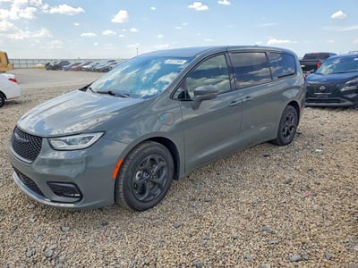 2C4RC1S78NR****** 2022 Chrysler Pacifica
