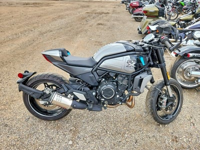 LCEPEWL13N6****** 2022 CF Moto CF700