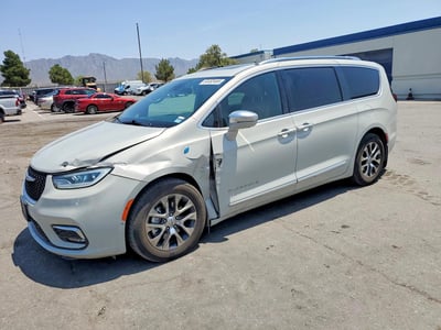 2C4RC1N72MR****** 2021 Chrysler Pacifica Hybrid