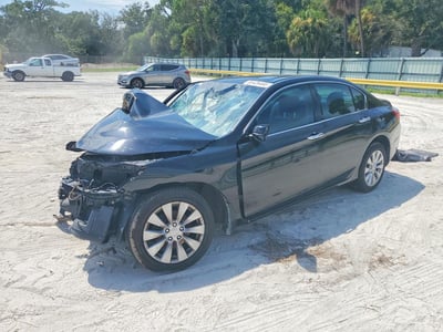 1HGCR3F88FA****** 2015 Honda Accord