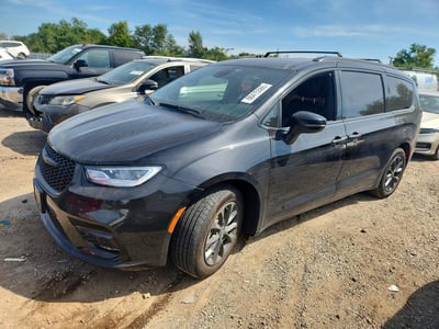 2C4RC1BG8SR****** 2025 Chrysler Pacifica