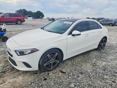 WDD3G4EB4KW****** 2019 Mercedes-Benz A-Class