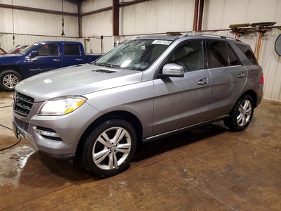 4JGDA5HB8DA****** 2013 Mercedes-Benz M-Class