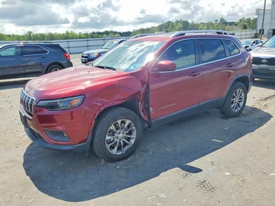 1C4PJMLB1KD****** 2019 Chrysler Cherokee