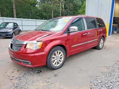 2015 Chrysler Town & Country