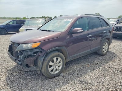 5XYKT3A68DG****** 2013 Kia Sorento