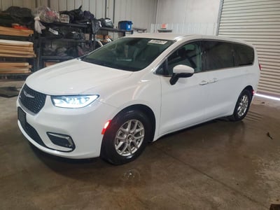 2C4RC1BG3PR****** 2023 Chrysler Pacifica