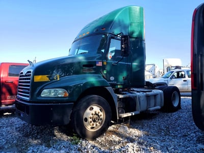 1M1AW01X2HM****** 2017 Mack Cxu612