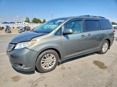5TDYK3DC7CS****** 2012 Toyota Sienna